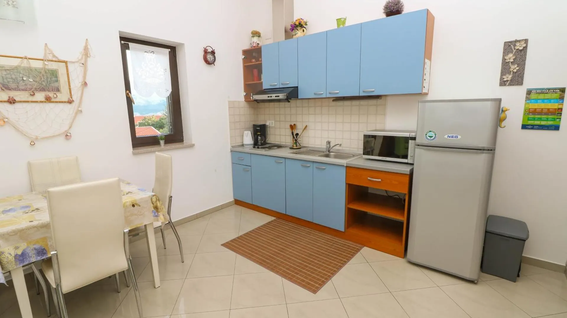 Apartments With A Parking Space Baska, Krk - 19530