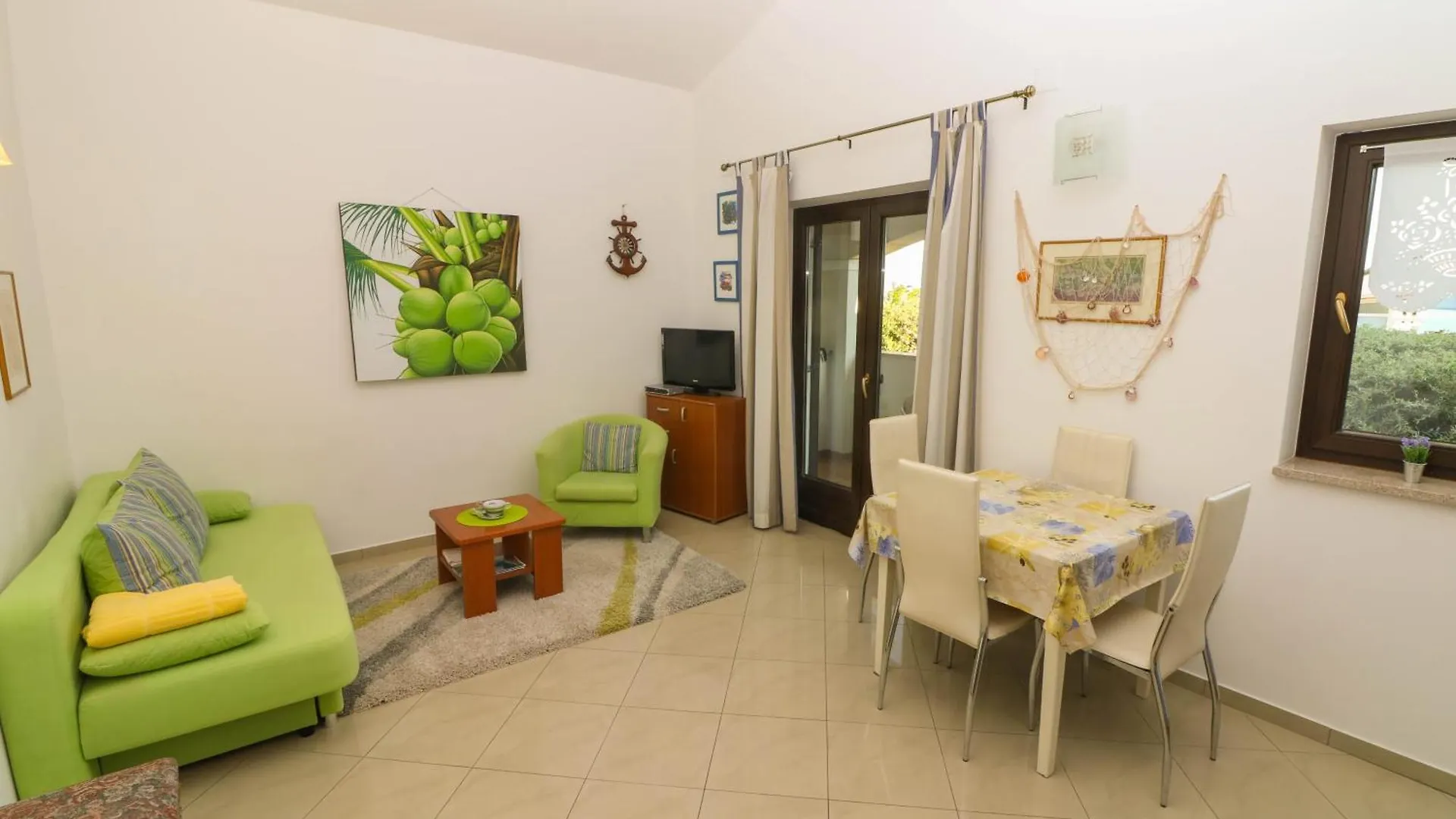 Apartments With A Parking Space Baska, Krk - 19530 Baska (Krk)