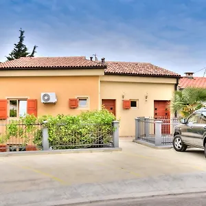 Casia Apartment