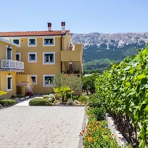 Marija Apartment